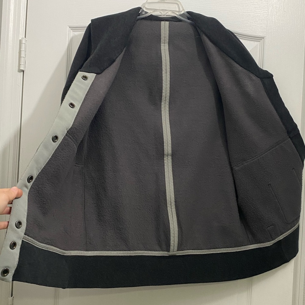 Lululemon athletica Coat/Jacket - Picture 7 of 7